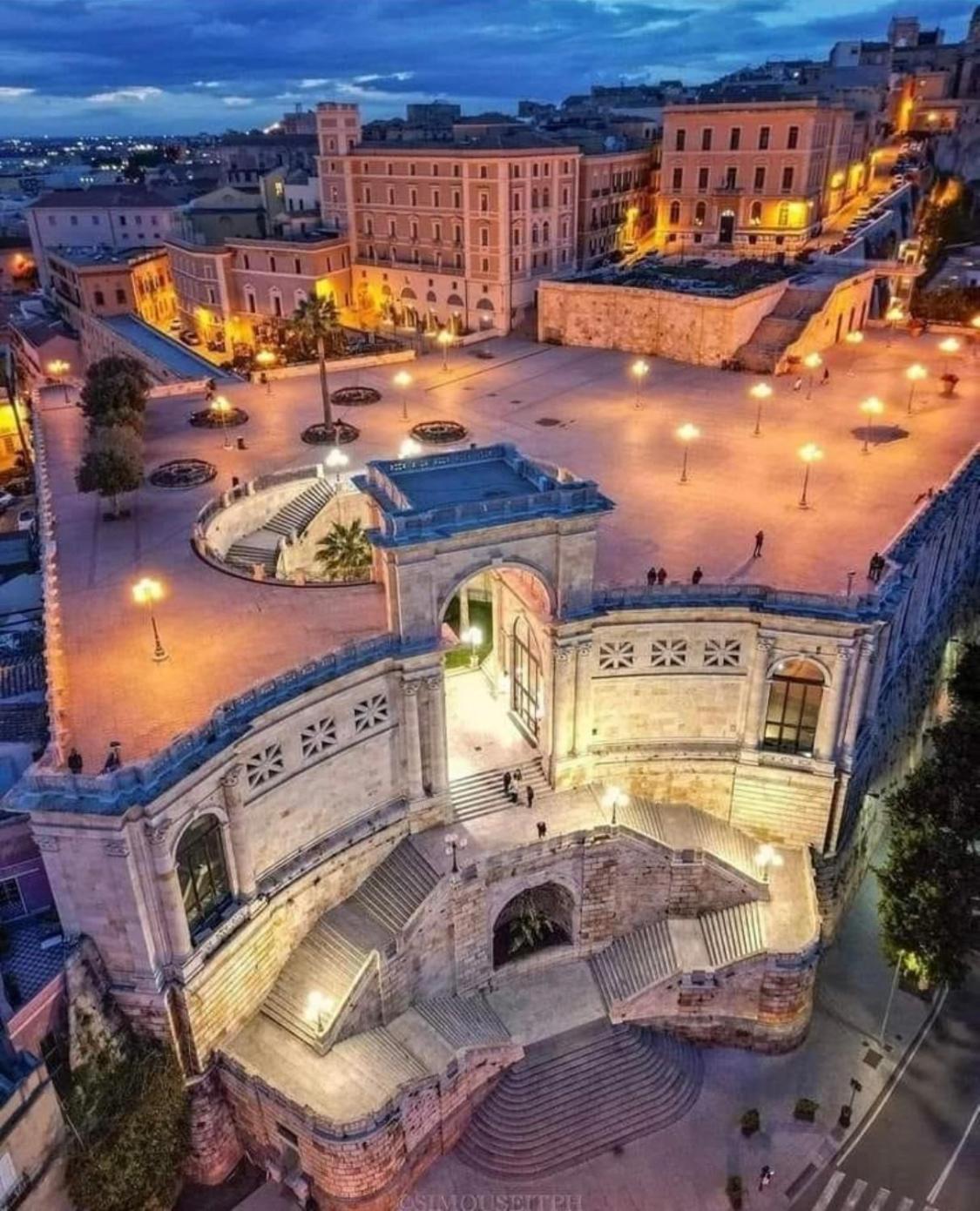 Luxury Loft 35 Hotel Cagliari Bagian luar foto